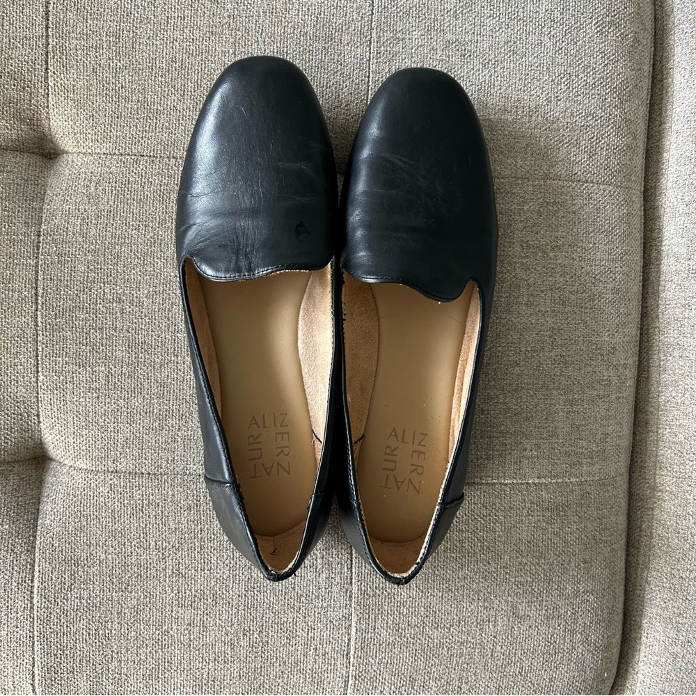 Naturalizer Black Loafers. Soft leather with flexible sole. Size 7.5. EU 37.5